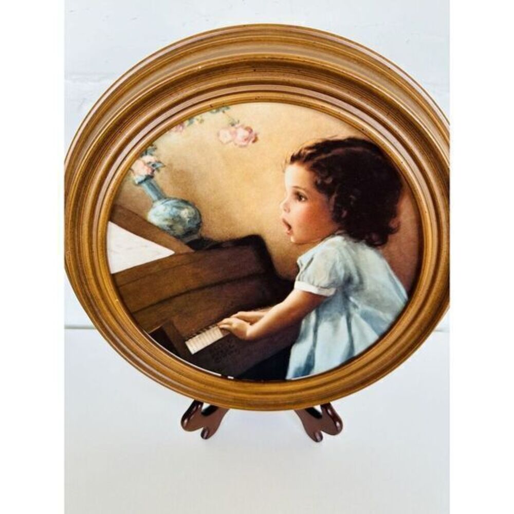 Vintage Bessie Pease Gutmann Plate #12134 Harmony Childhood Reflections 1981